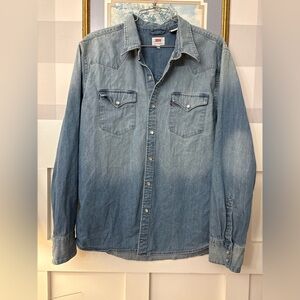 Levi's Light Blue Denim Casual Button Down Shirt